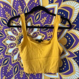 Mustard yellow cropped tank top 🍯🍯